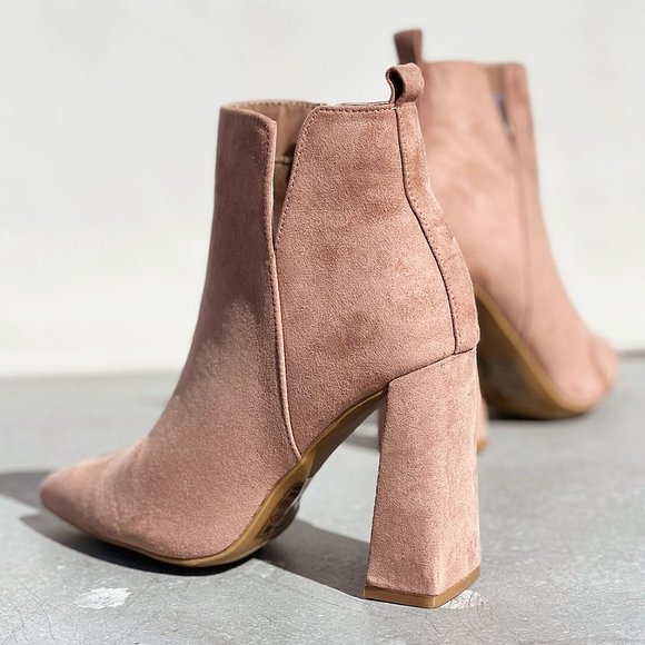 NEW Pointy Toe Geometric Triangle Block Heel Cutout Side Suede Ankle Bootie Boot - Picture 3 of 13